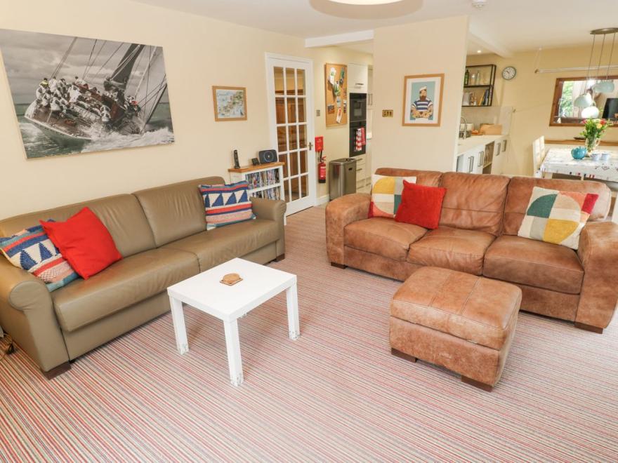 5 Tregenna Court