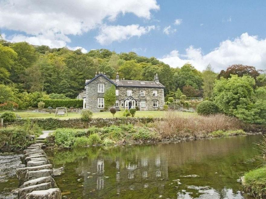 Riverbank At Stepping Stones