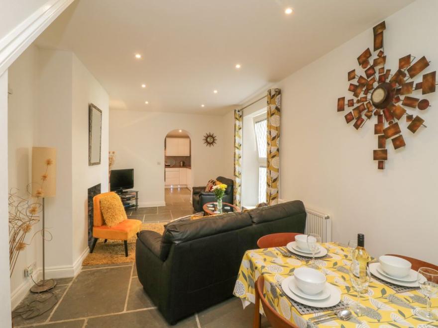 Samphire Lodge