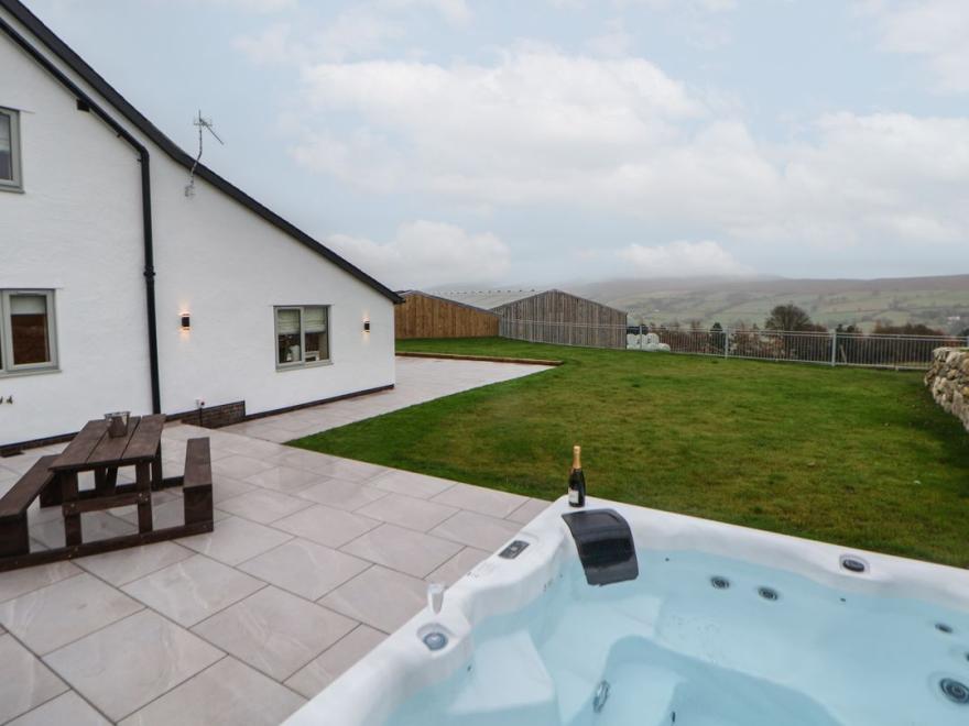 Beudy Pwll Pridd