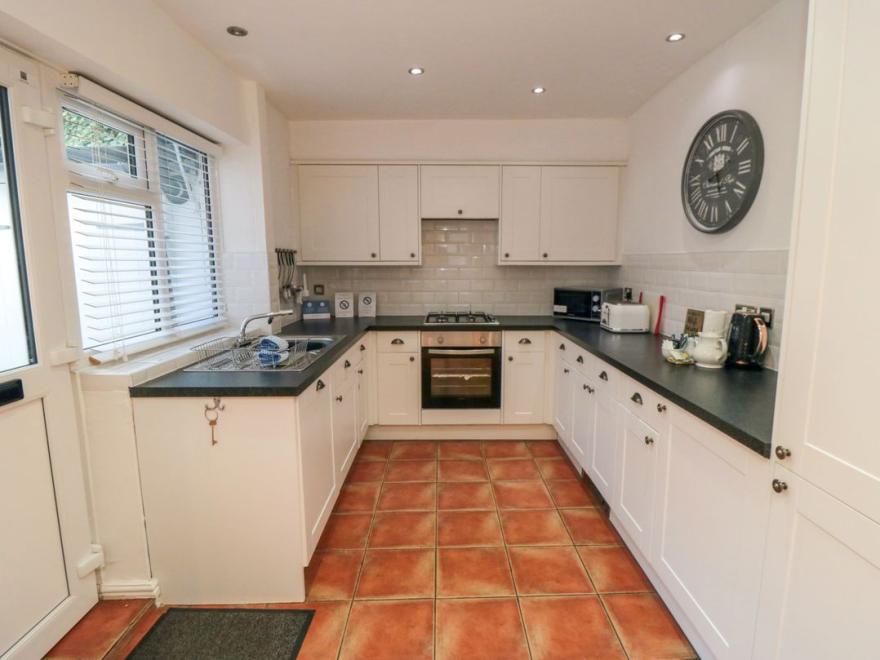 Henrietta cottage