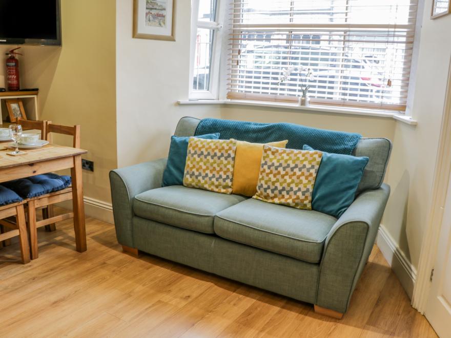 Apartment 6