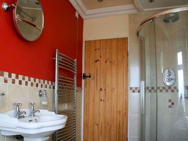 302 Over Lane Cottage