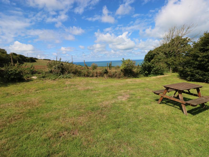 Morfa Isaf Cottage