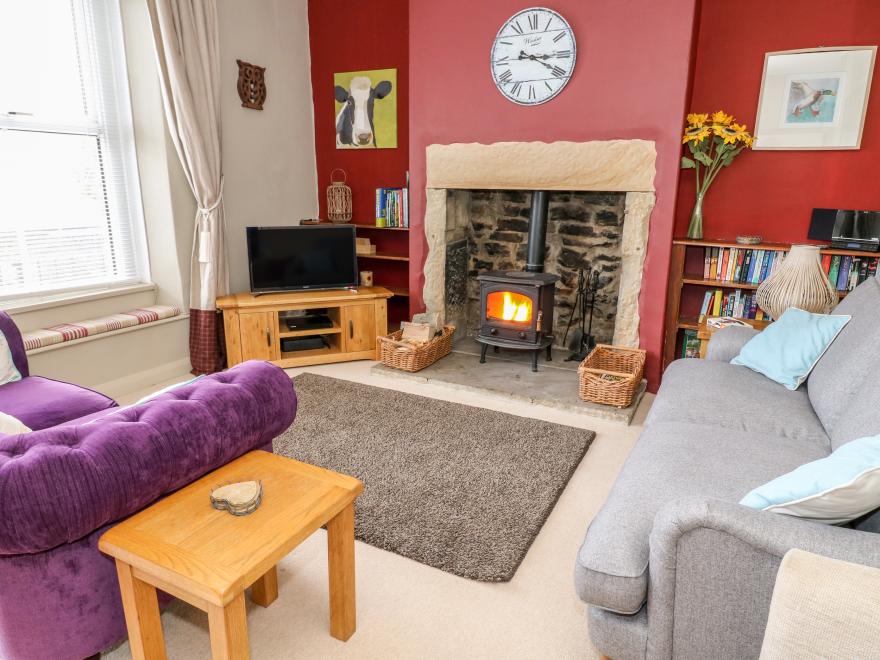 Canalside Cottage