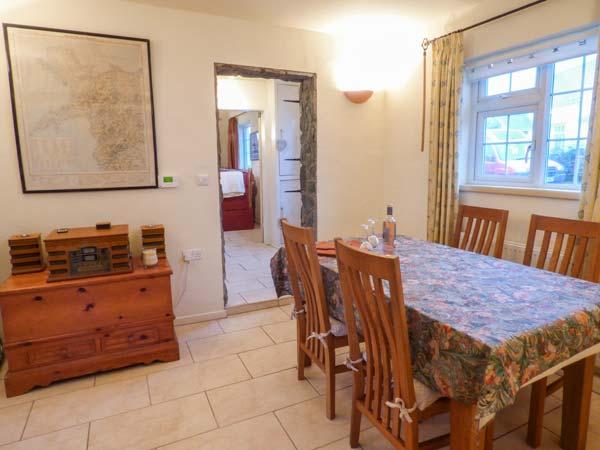 Ty Woods Cottage