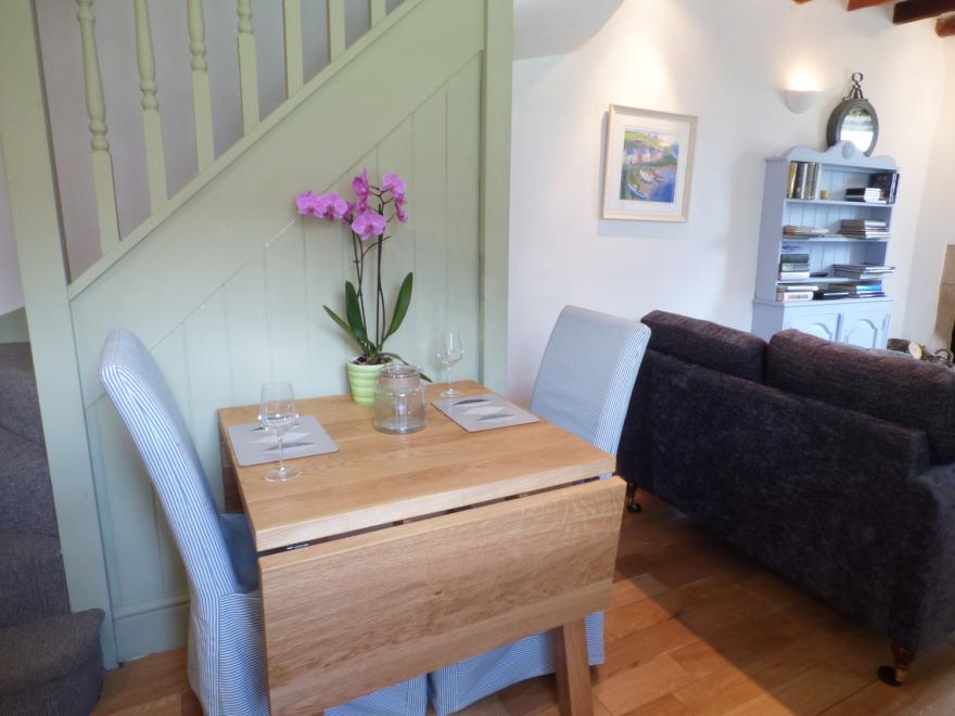 Corner Cottage