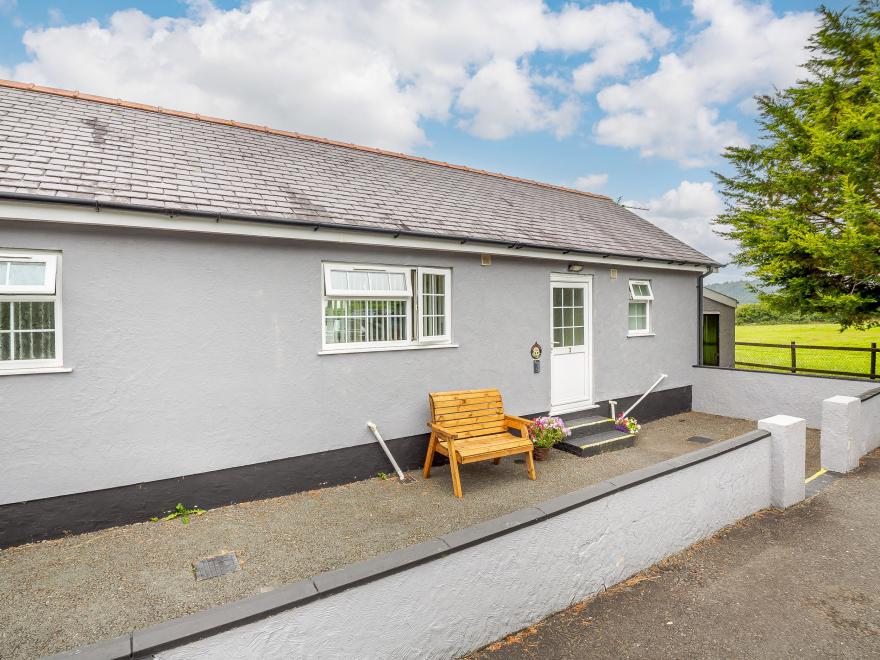 3 Black Horse Cottages