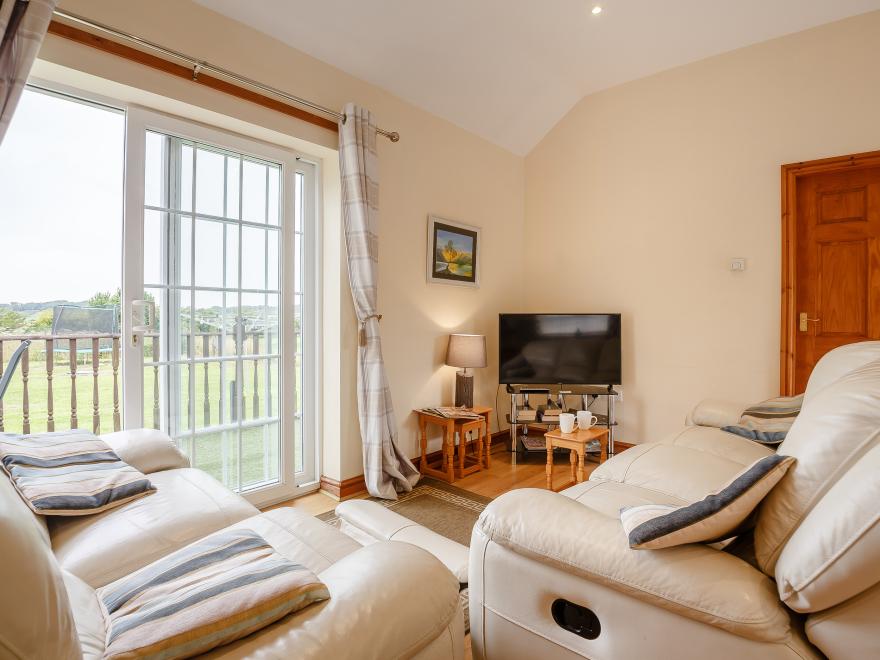 3 Black Horse Cottages