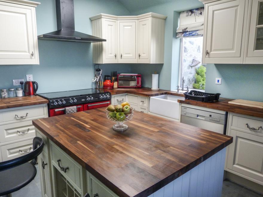 5 Distillery Cottages