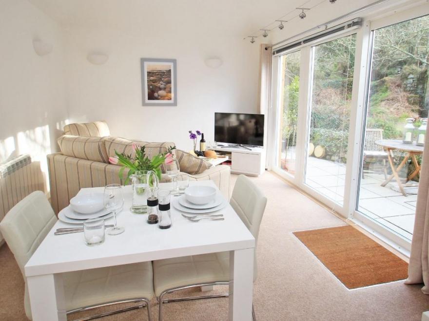 Cot Valley Cottage