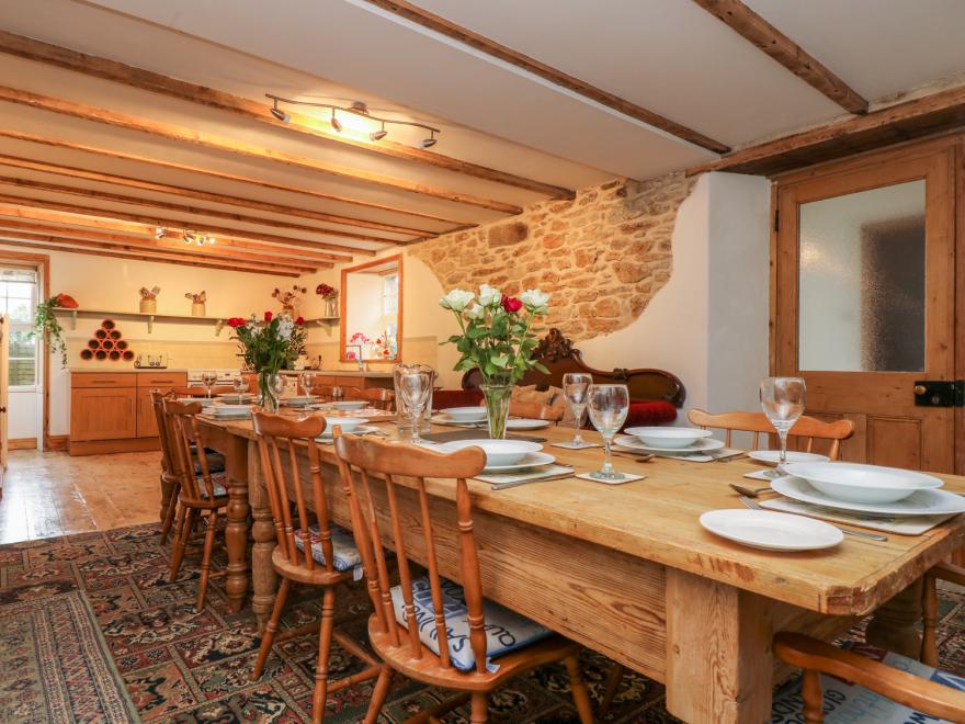 Hingey FarmHouse
