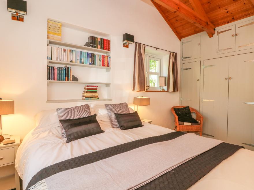 Pond Cottage