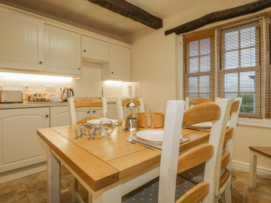 Ale Cottage