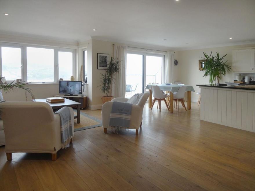 23 Burgh Island Causeway