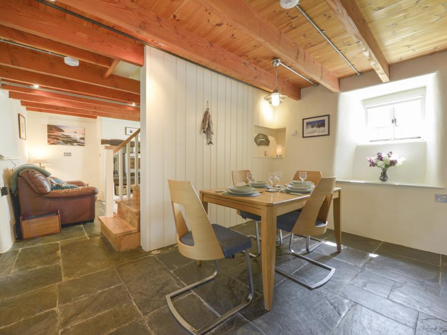 3 Newhall Green
