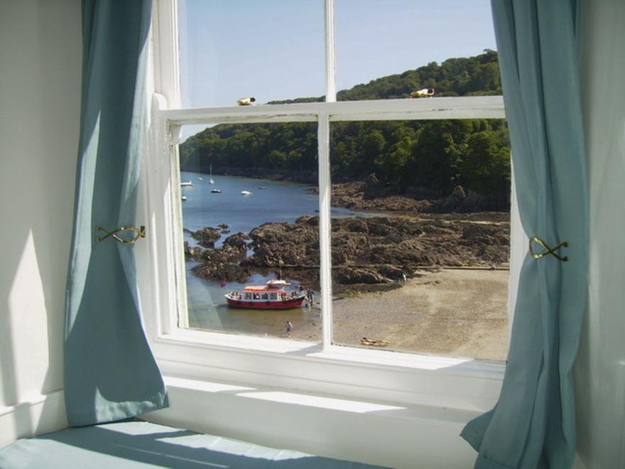 Balcony Cottage