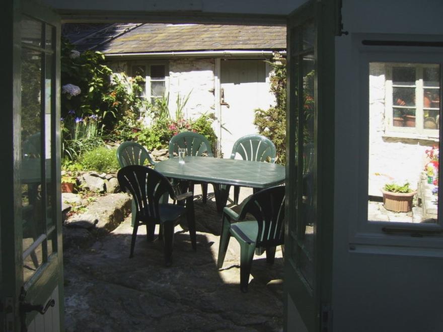 Balcony Cottage
