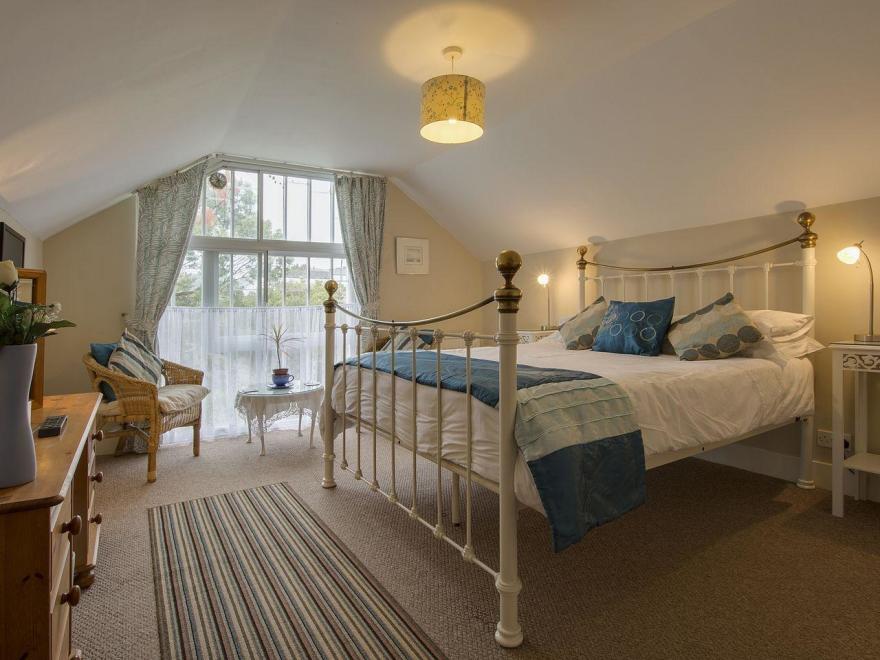 Regatta Cottage