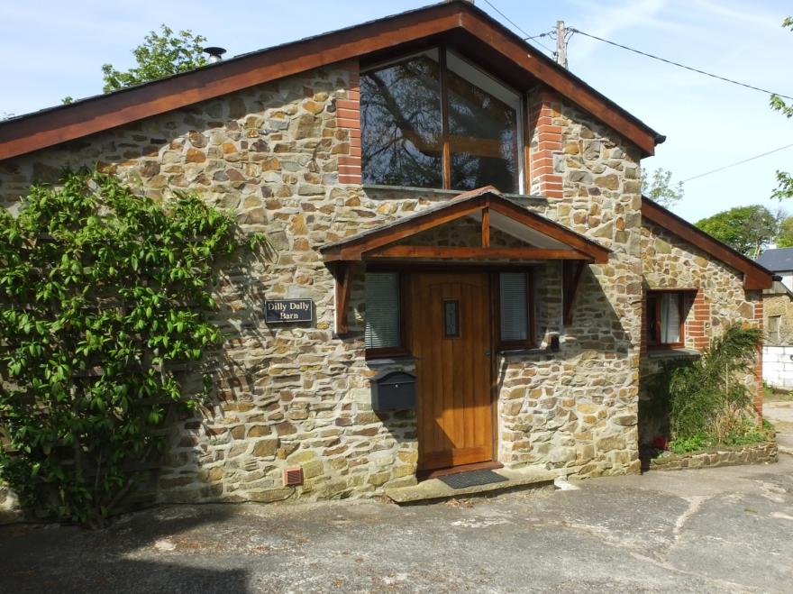Dilly Dally Barn