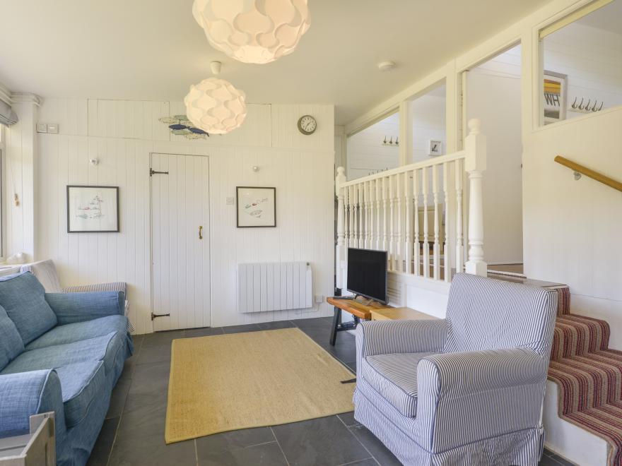2 Brook Cottages