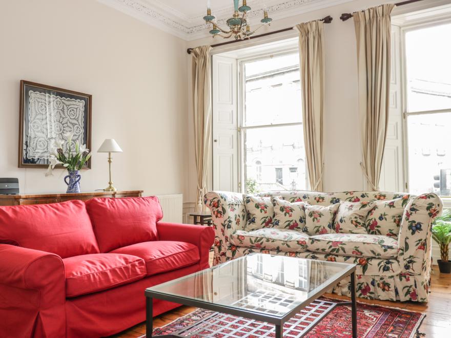 3 Lynedoch Place
