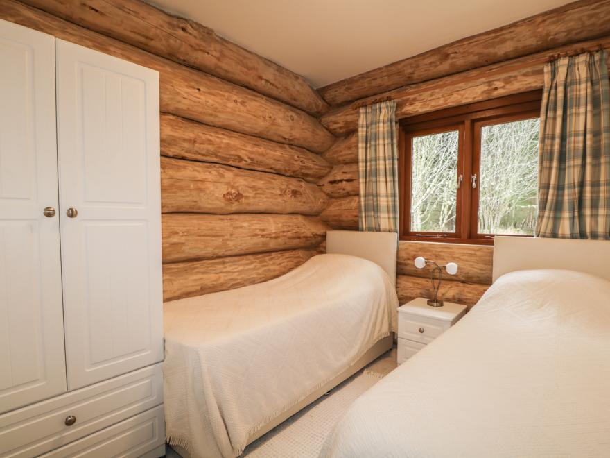 Moorhen Lodge