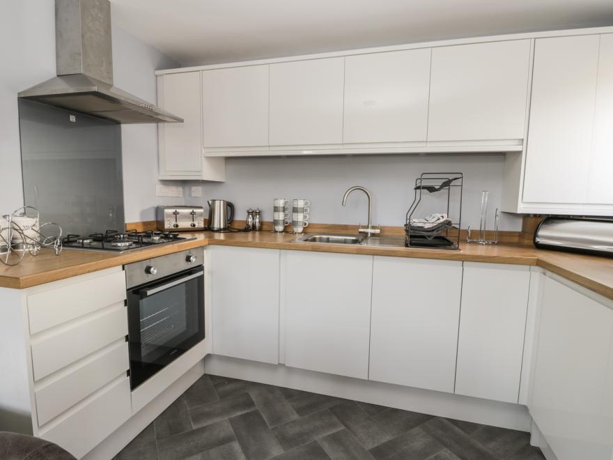 Manor Heath Apartment 4