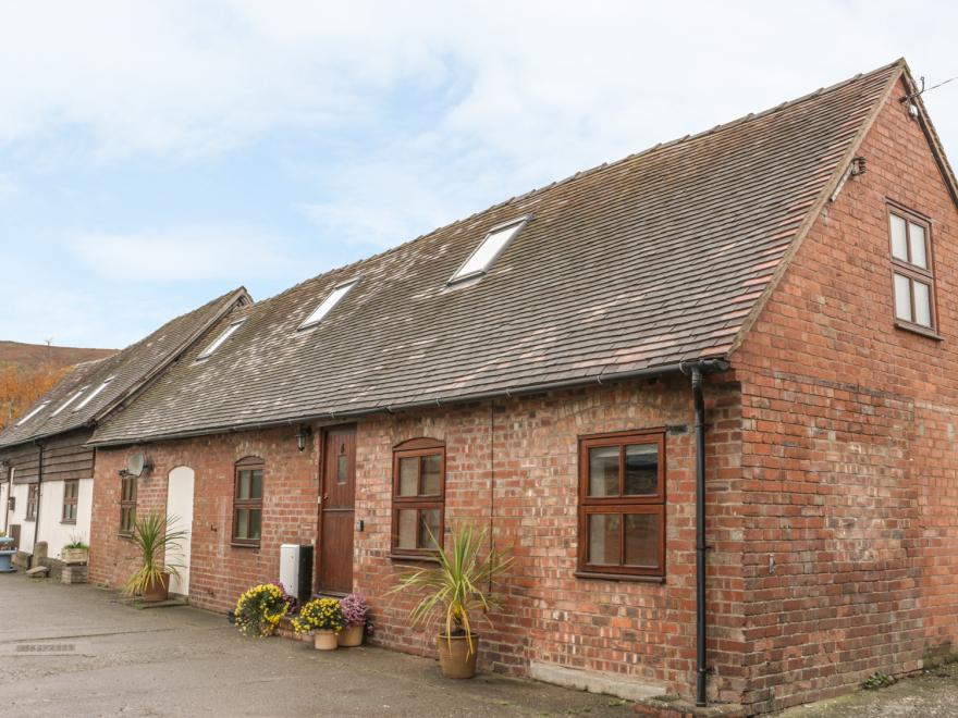 Old Hall Barn 4