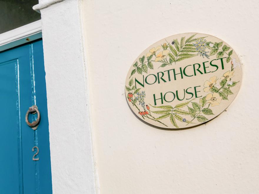 2 North Crest House
