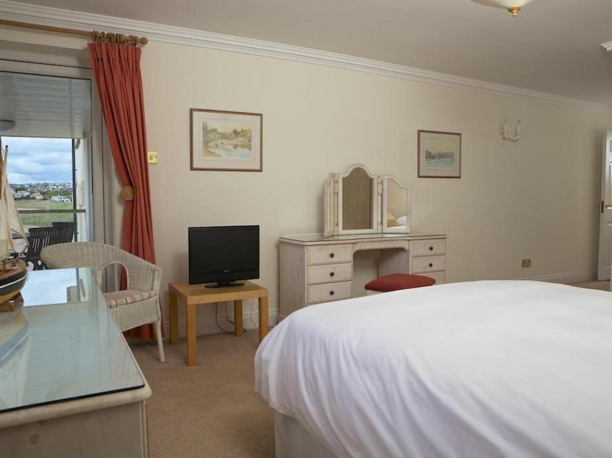 4 Thurlestone Rock