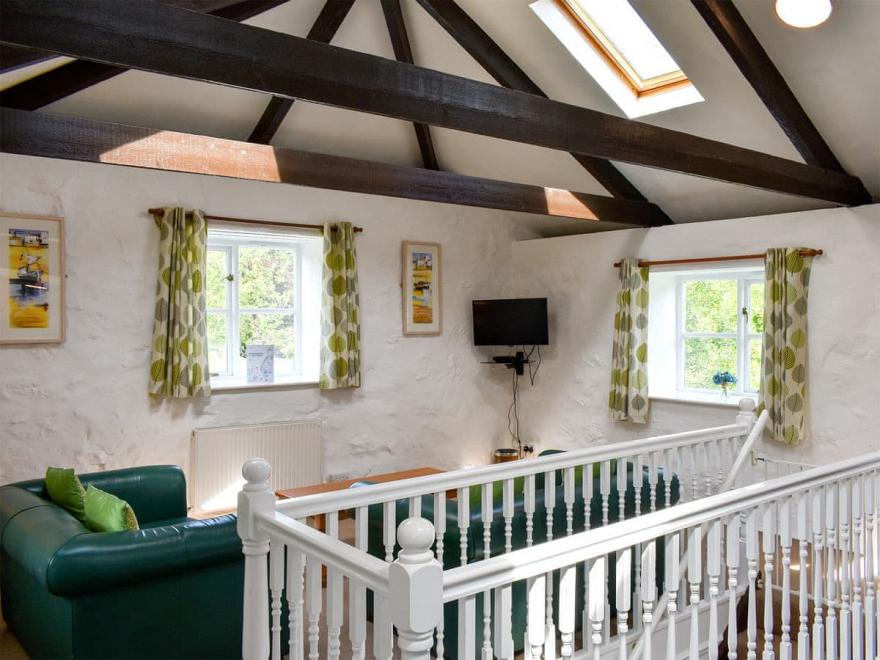 Garden Cottage 1 - UKC4038