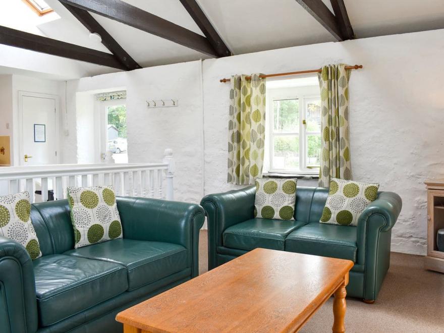 Garden Cottage 1 - UKC4038