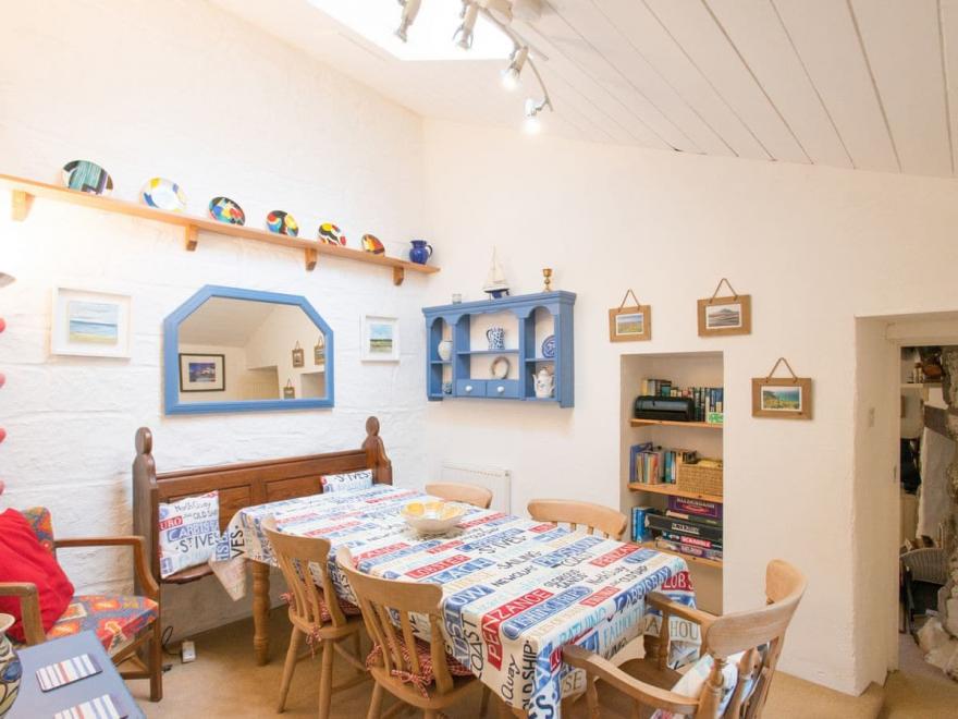 Farm Cottage - UKC4056