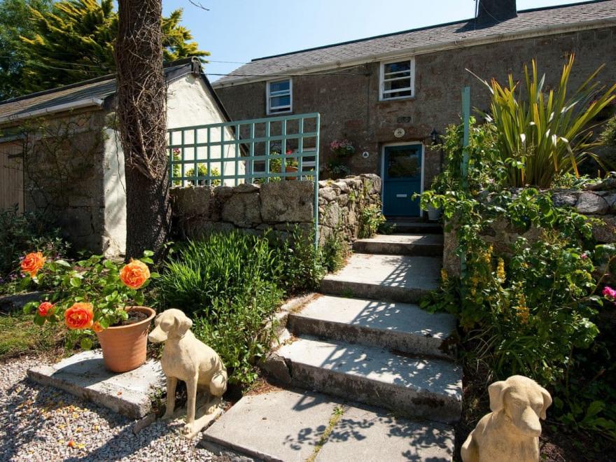 Farm Cottage - UKC4056