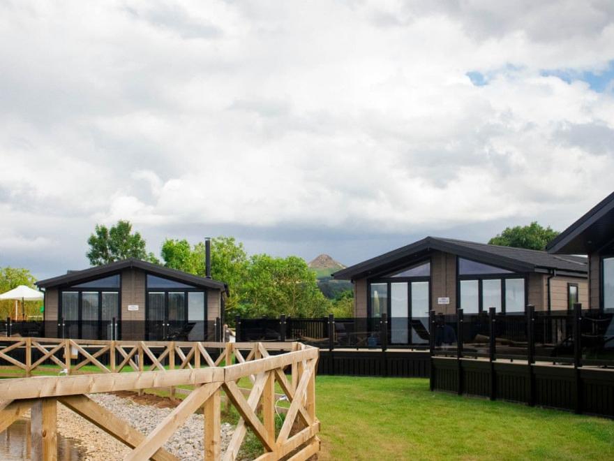 Transporter Lodge - UKC4060