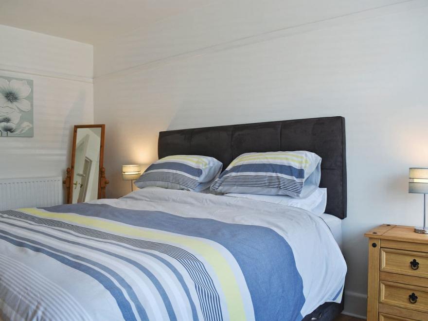 Fishermans Walk Apartment 1 - UKC4070