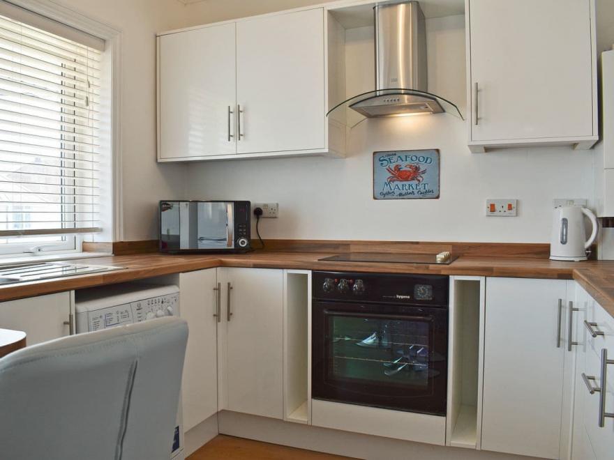 Fishermans Walk Apartment 2 - UKC4071