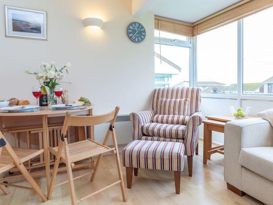 Beach Cottage 9 - UKC4076