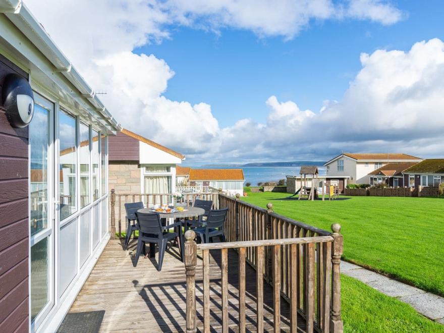 Beach Cottage 9 - UKC4076