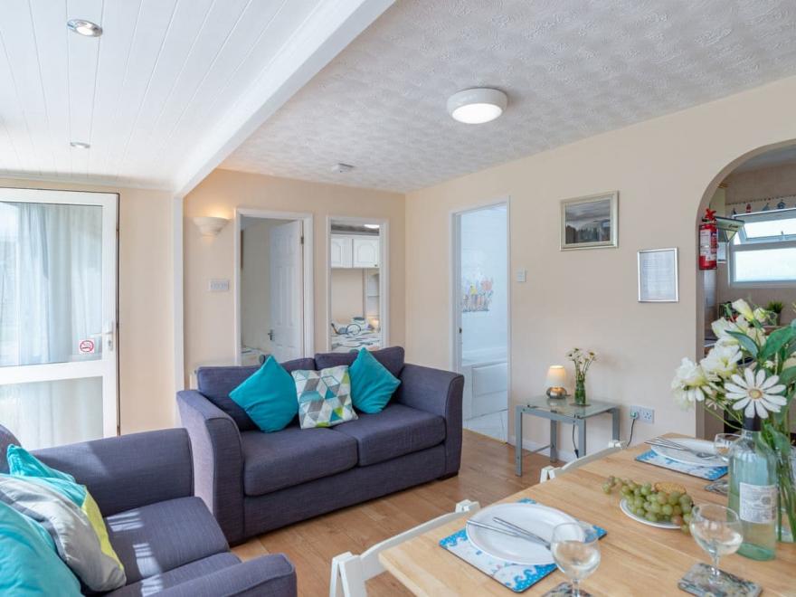 Beach Cottage 15 - UKC4078