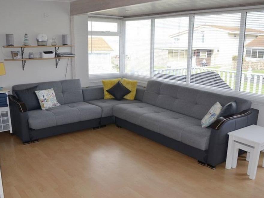 Beach Cottage 11- UKC4077