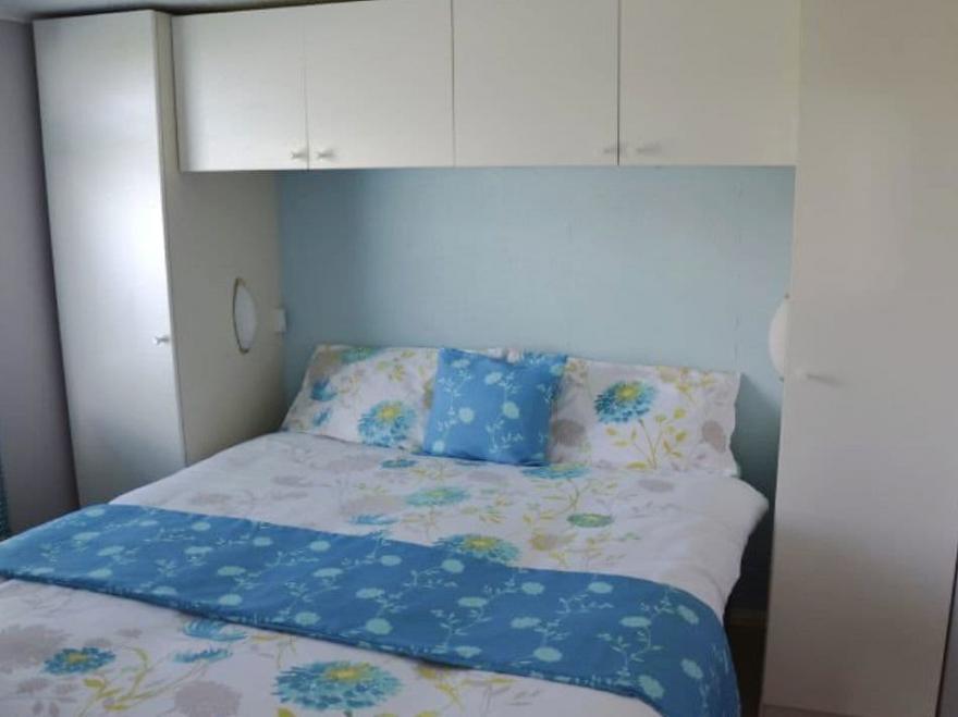 Beach Cottage 11- UKC4077