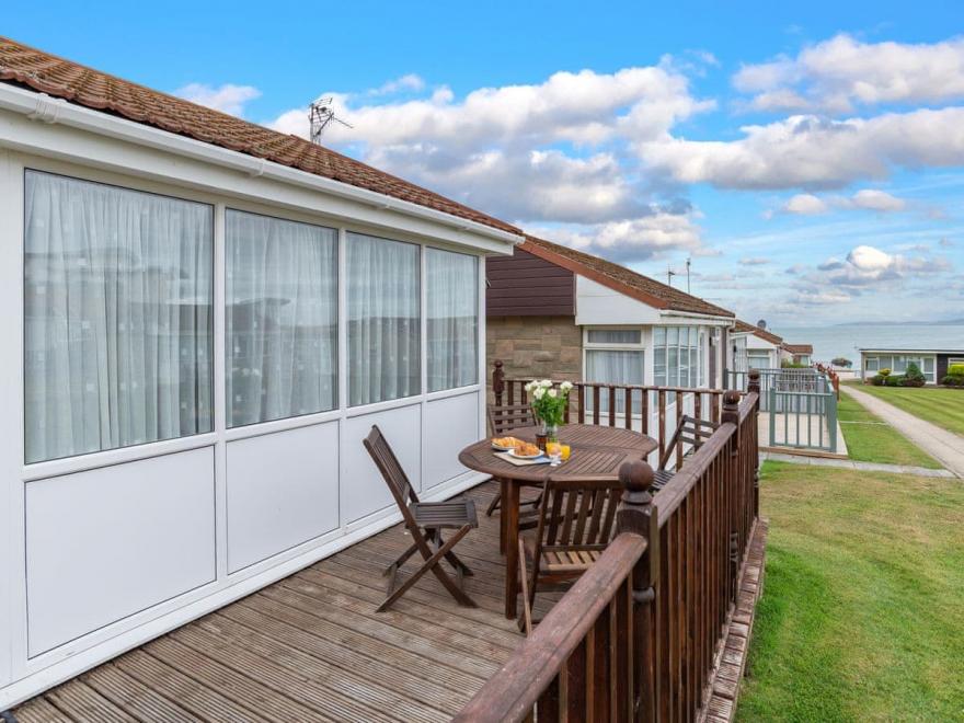 Beach Cottage 37 - UKC4080