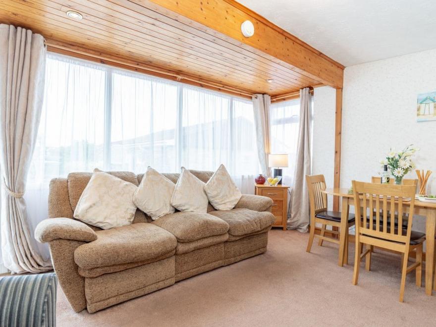 Beach Cottage 63 - UKC4082