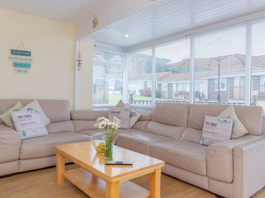 Beach Cottage 71 - UKC4084