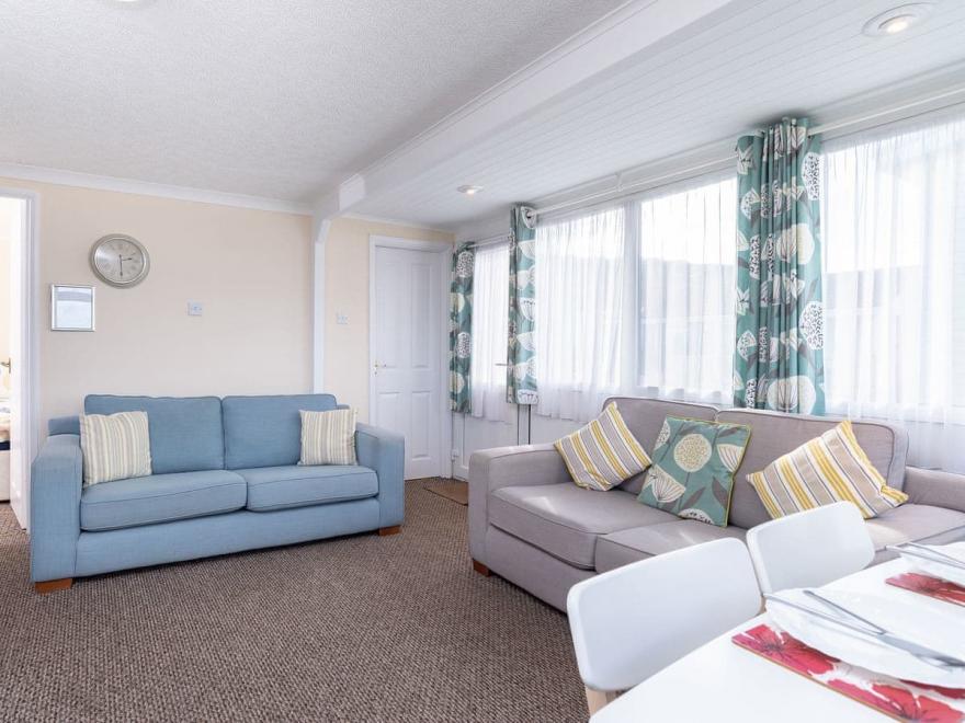 Beach Cottage 74 - UKC4086