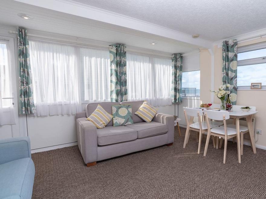 Beach Cottage 74 - UKC4086