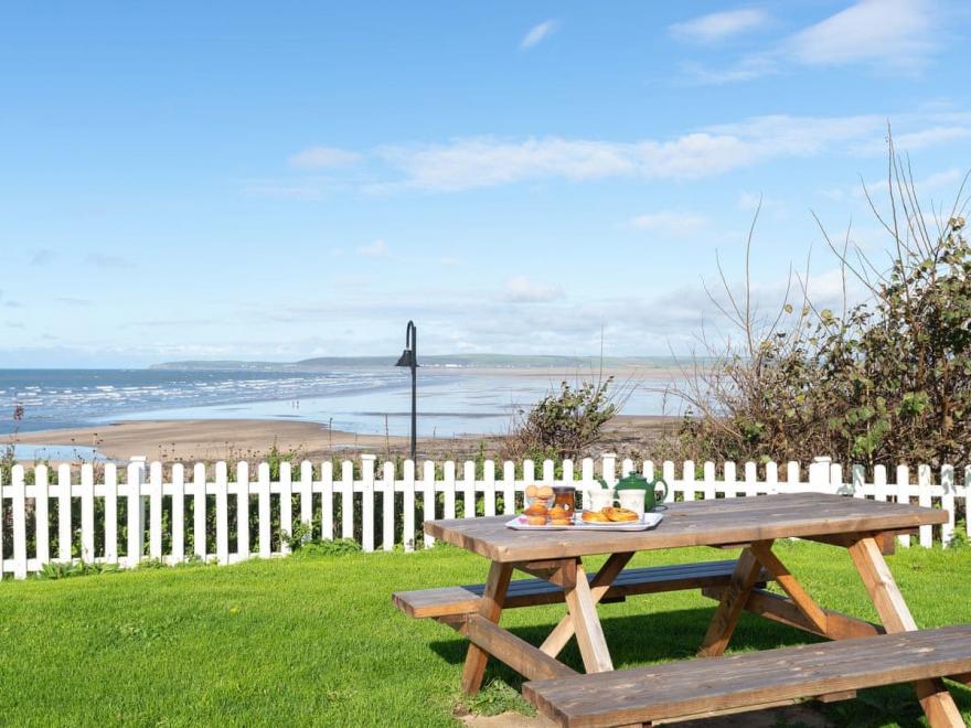 Beach Cottage 74 - UKC4086