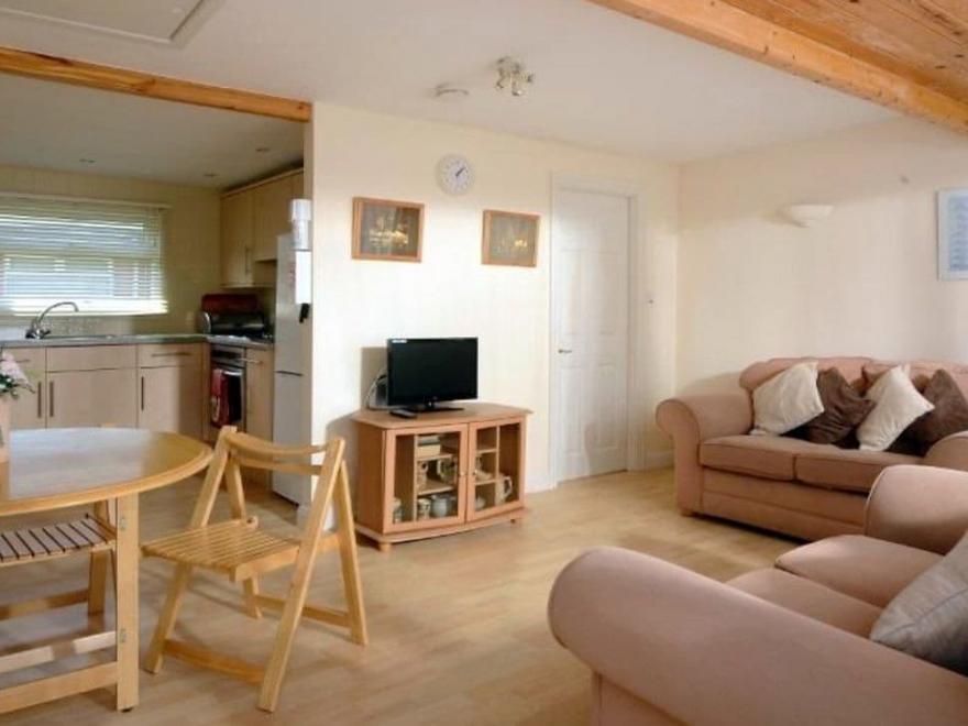 Beach Cottage 81 - UKC4088